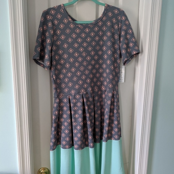 LuLaRoe Dresses & Skirts - Amelia dress by LuLaRoe NWT SZ XL LuLaRoe Dresses & Skirts - Amelia dress by LuLaRoe NWT SZ XL